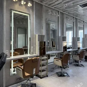 Salon Uborşiça Gerek