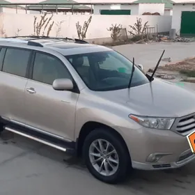 Toyota Highlander 2011