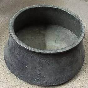 Казан медный старинный