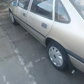 Opel Vectra 1990
