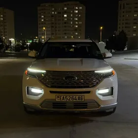 Ford Explorer 2021