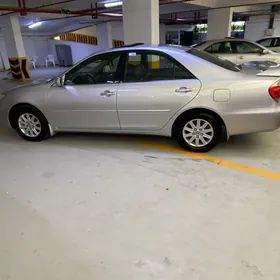 Toyota Camry 2004