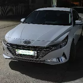 Hyundai Elantra 2021
