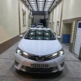 Toyota Corolla 2015