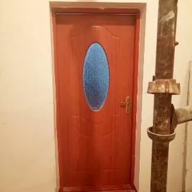 Içgi gapylar gyssagly satlyk