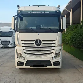 Mercedes-Benz ACTROS 3331 2014