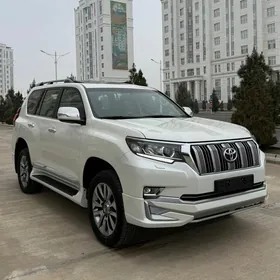 Toyota Land Cruiser Prado 2023
