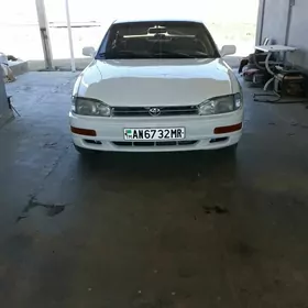 Toyota Camry 1993