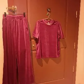 спортивный костюм женскиц