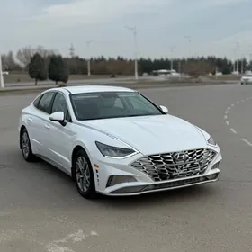 Hyundai Sonata 2021