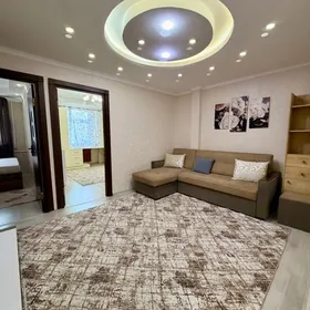 10 мкр 2 ком 2 этаж