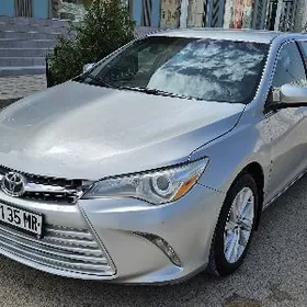 Toyota Camry 2017