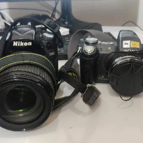 nikon 90