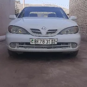 Nissan Primera 2000