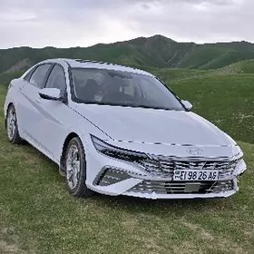 Hyundai Elantra 2025