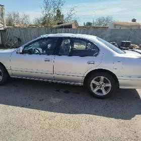 Nissan Cefiro 1996