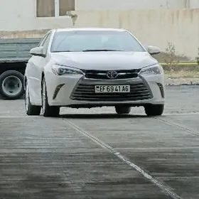 Toyota Camry 2016