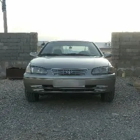 Toyota Camry 1998