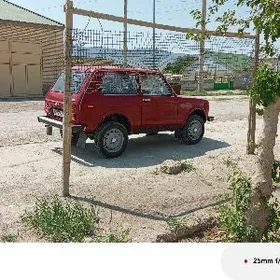 Lada Niva 1993