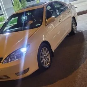 Toyota Camry 2005