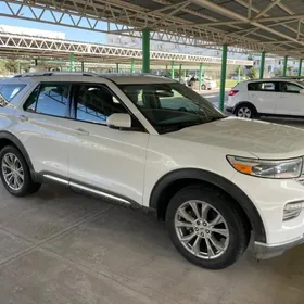 Ford Explorer 2021