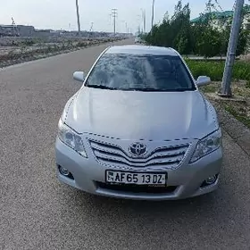 Toyota Camry 2010