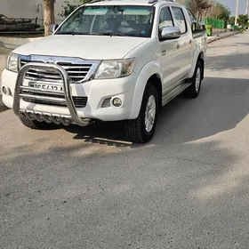 Toyota Hilux 2014