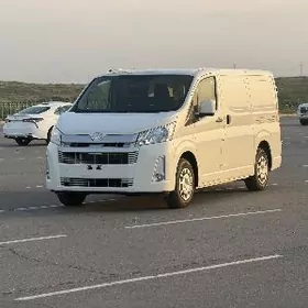 Toyota Hiace 2025