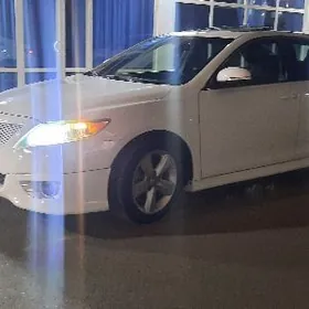 Toyota Camry 2010
