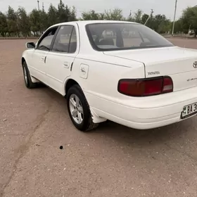Toyota Camry 1992