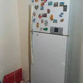 холодильник LG