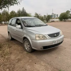 Kia Carens 2004