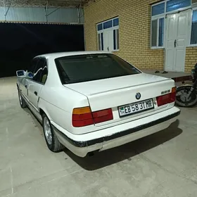 BMW 525 1992