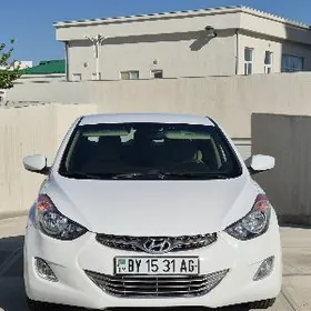 Hyundai Elantra 2012