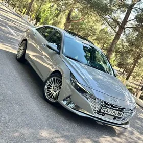 Hyundai Elantra 2021