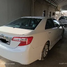 Toyota Camry 2014