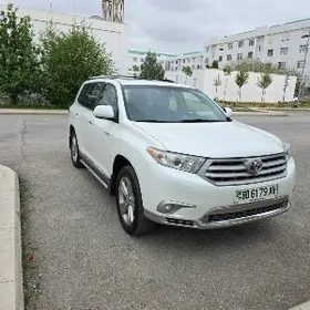 Toyota Highlander 2011