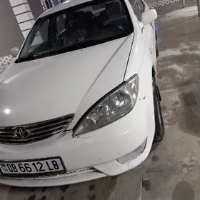 Toyota Camry 2004