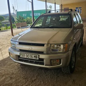 Infiniti QX4 2002