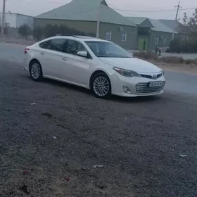 Toyota Avalon 2013