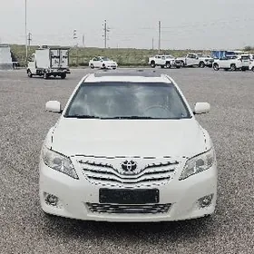 Toyota Camry 2011