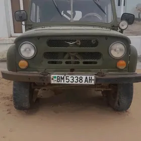 UAZ 469 1999