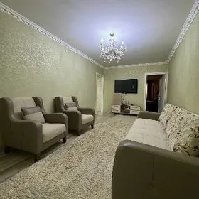 10-МКР, 5-КОМ. КВАРТИРА