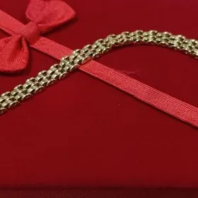 gyzyl braslet Yerewan