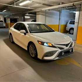 Toyota Camry 2023