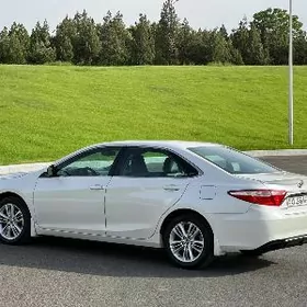 Toyota Camry 2016