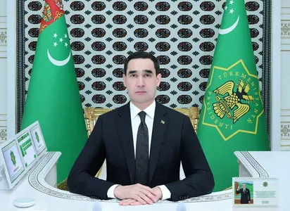 Президент Туркменистана поручил держать под контролем полевые и строительные работы
