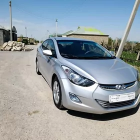 Hyundai Elantra 2011