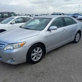 Toyota Camry 2011