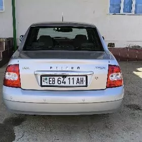 Lada Priora 2012